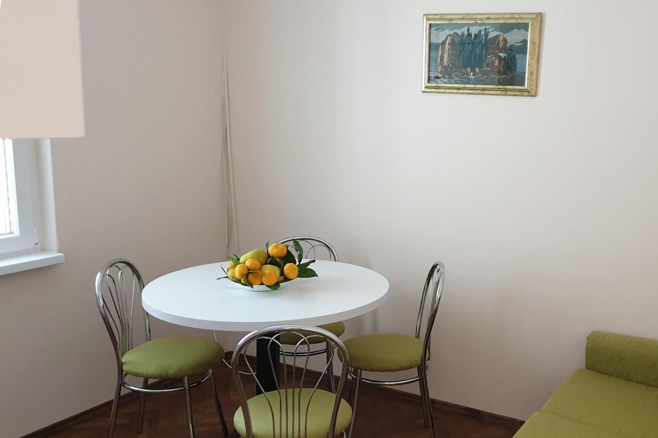 Apartments And Rooms With Parking Space Hvar - 15378 Hvar Town Bagian luar foto