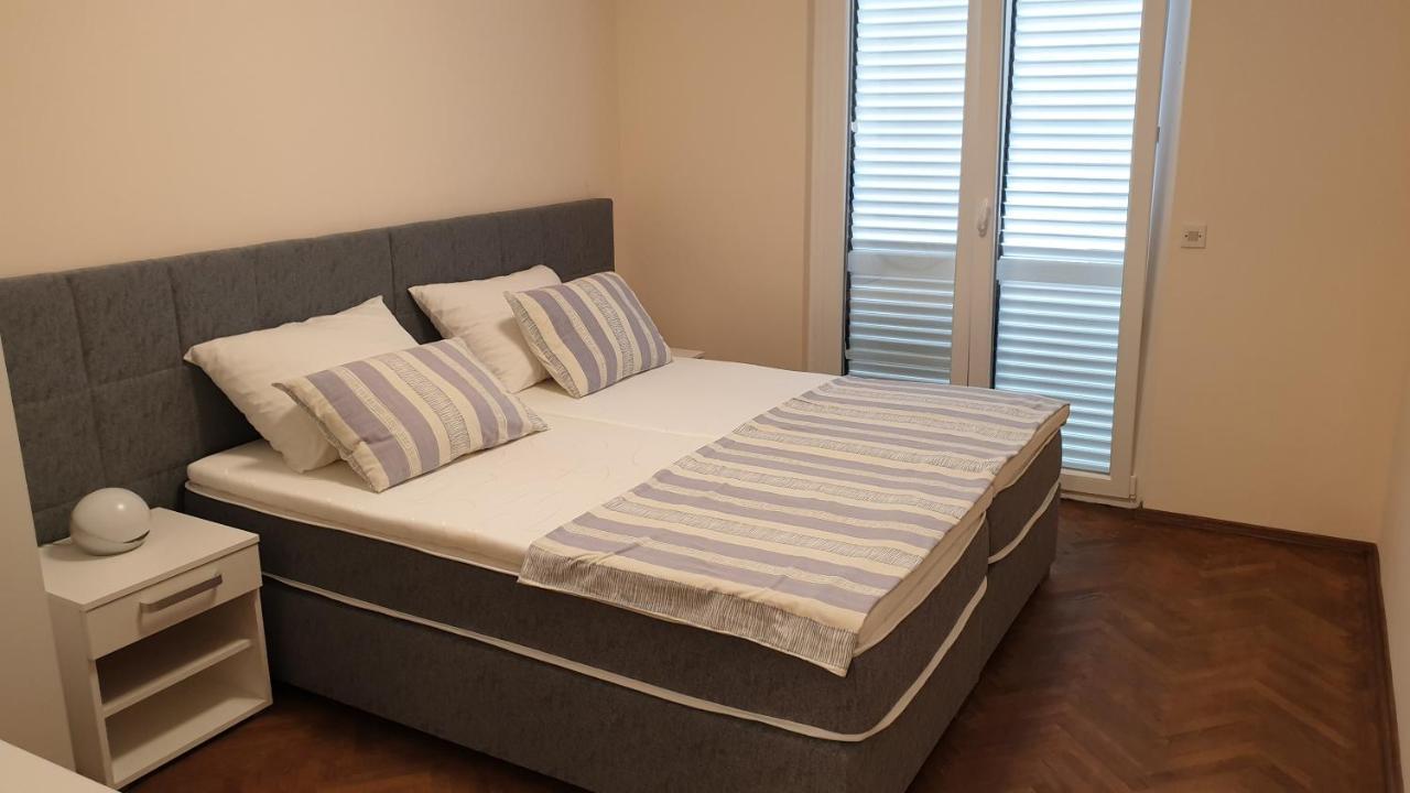 Apartments And Rooms With Parking Space Hvar - 15378 Hvar Town Bagian luar foto