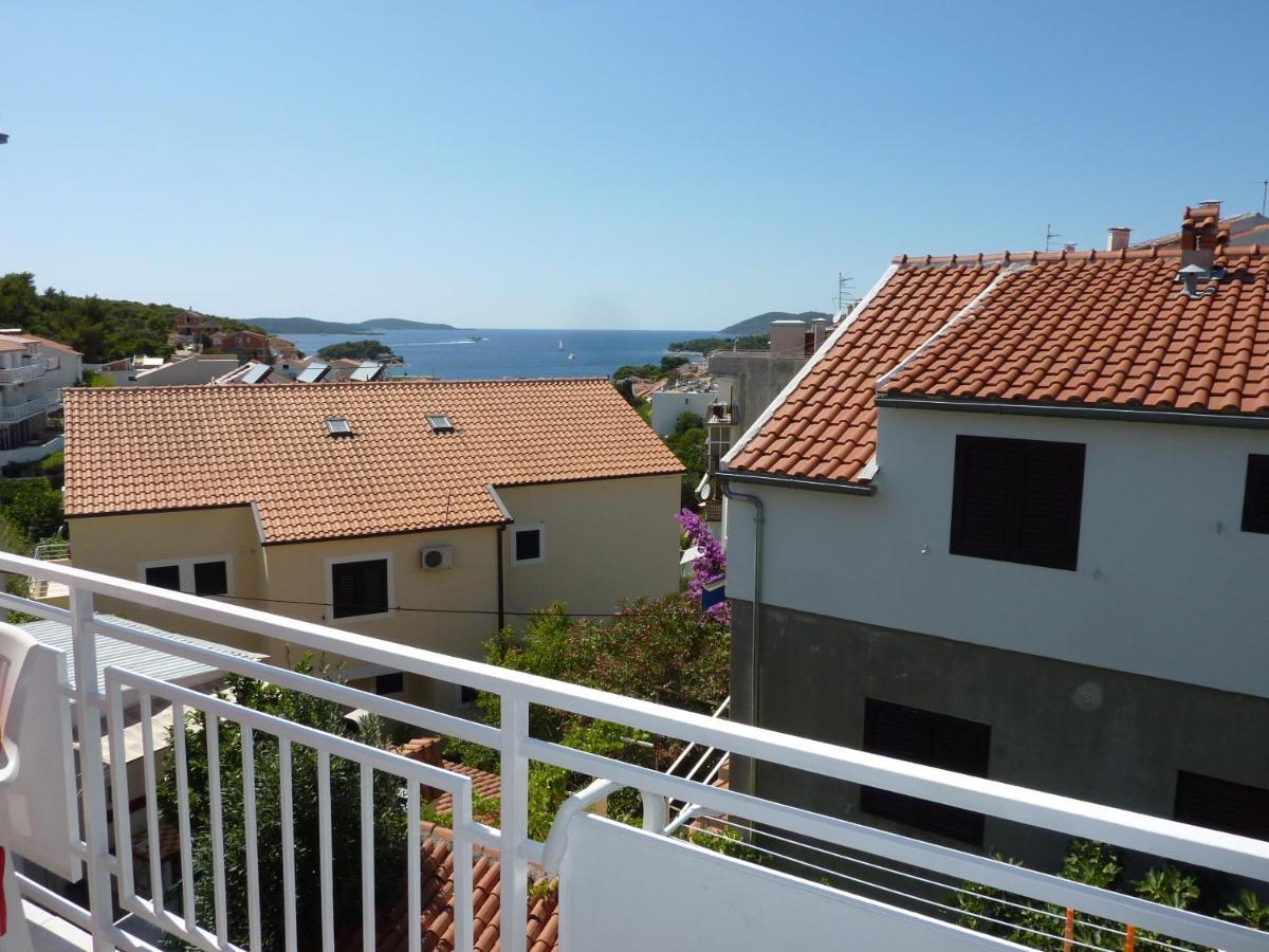 Apartments And Rooms With Parking Space Hvar - 15378 Hvar Town Bagian luar foto
