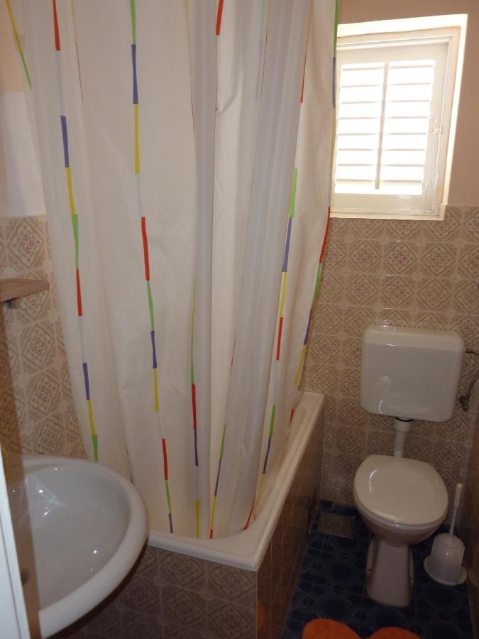 Apartments And Rooms With Parking Space Hvar - 15378 Hvar Town Bagian luar foto